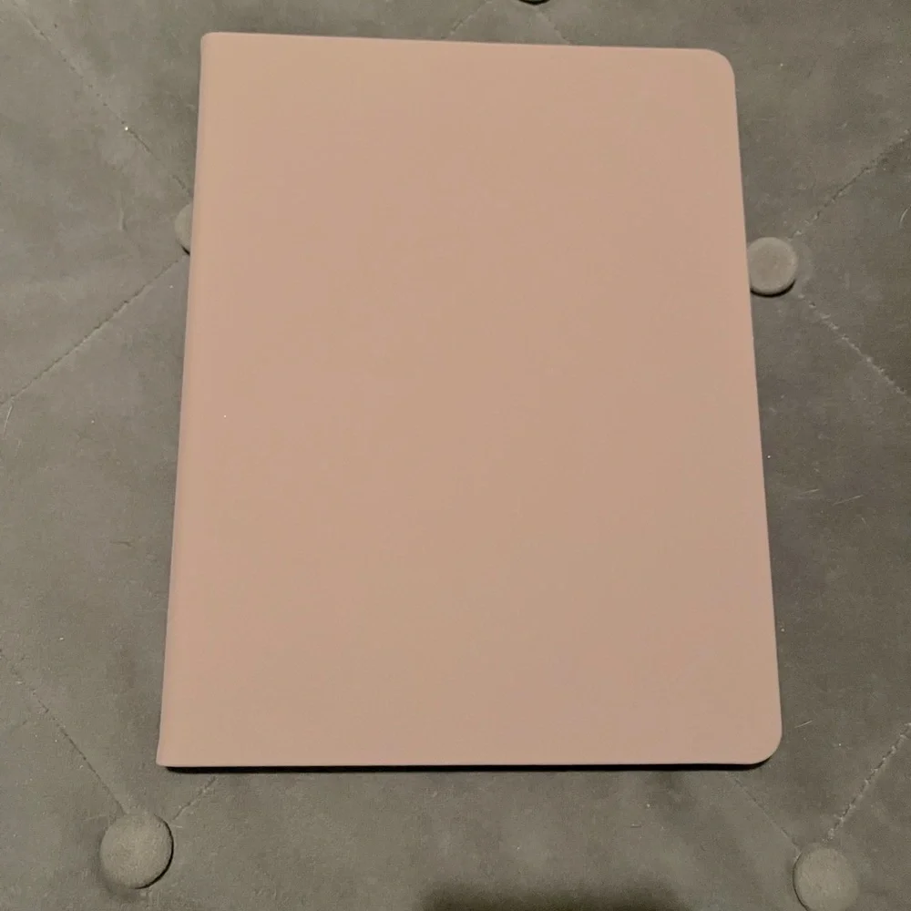 10.5” Apple iPad case *** brand new ***
